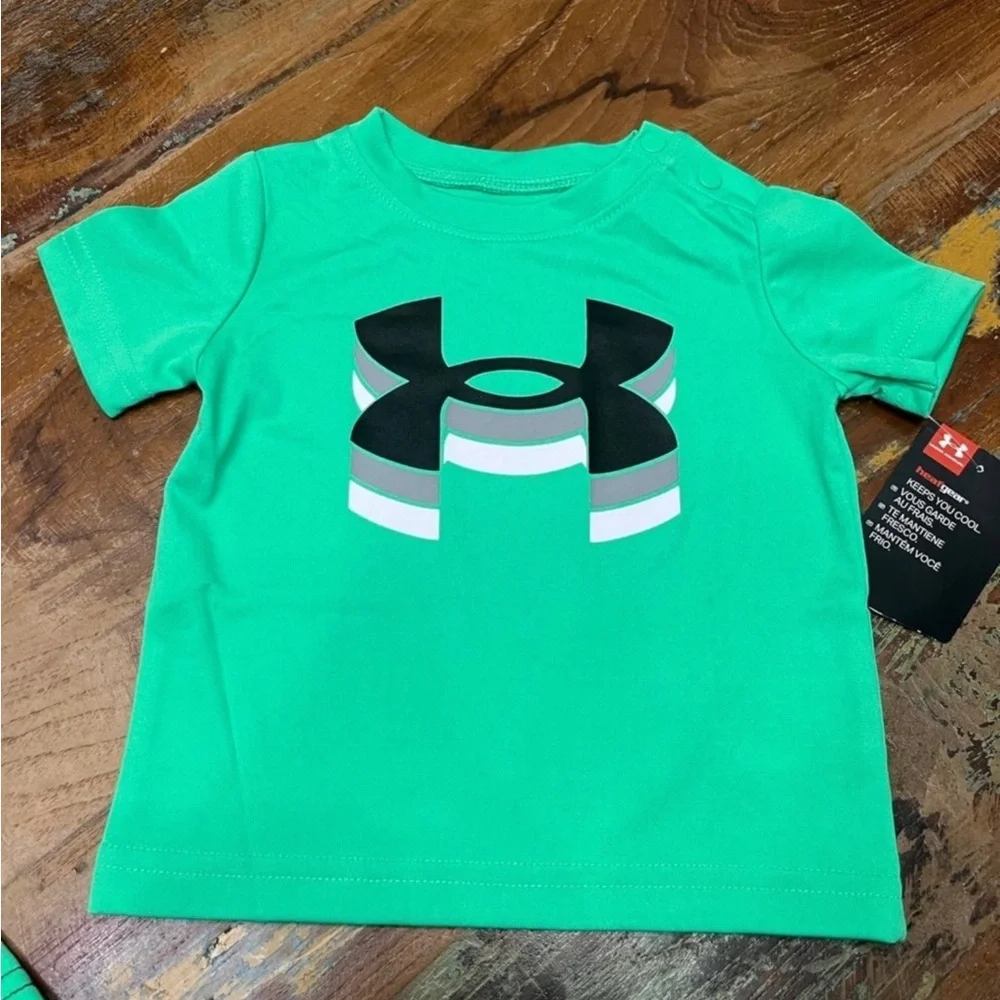 NWT Under Armour Infant 2 Piece Set